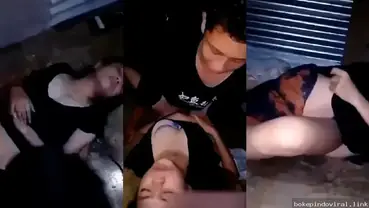Bokep Indo Teman Cantik Digarap Di Kamar Kost poster