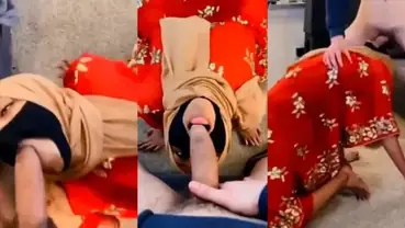 Bokep Jilbab Hisap Kemaluan Teman Sekelas Jadi Viral poster