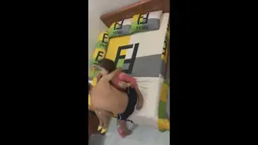 Ngentot Brutal Sampe Muncrat Di Ranjang Spesial poster